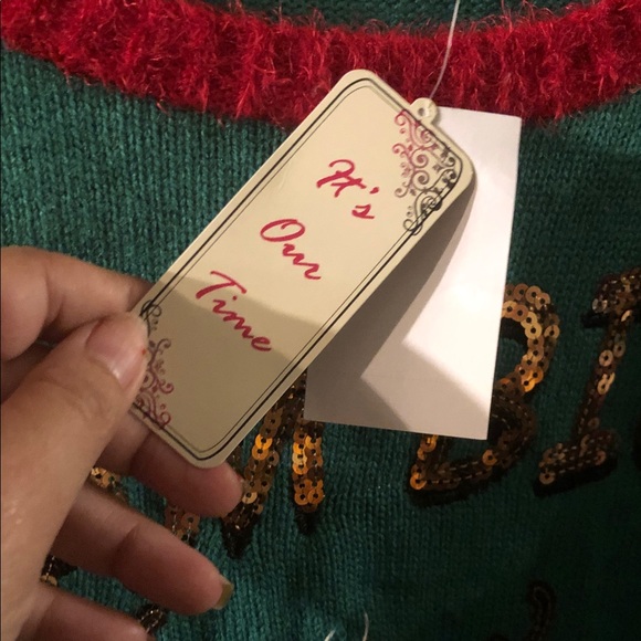 Festive Green Christmas Sweater with Reindeer Design - Picture 7 of 9